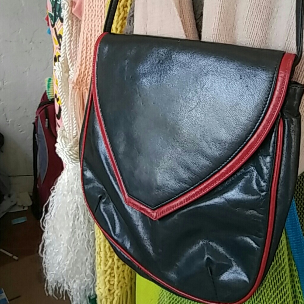 Vintage shoulder bag